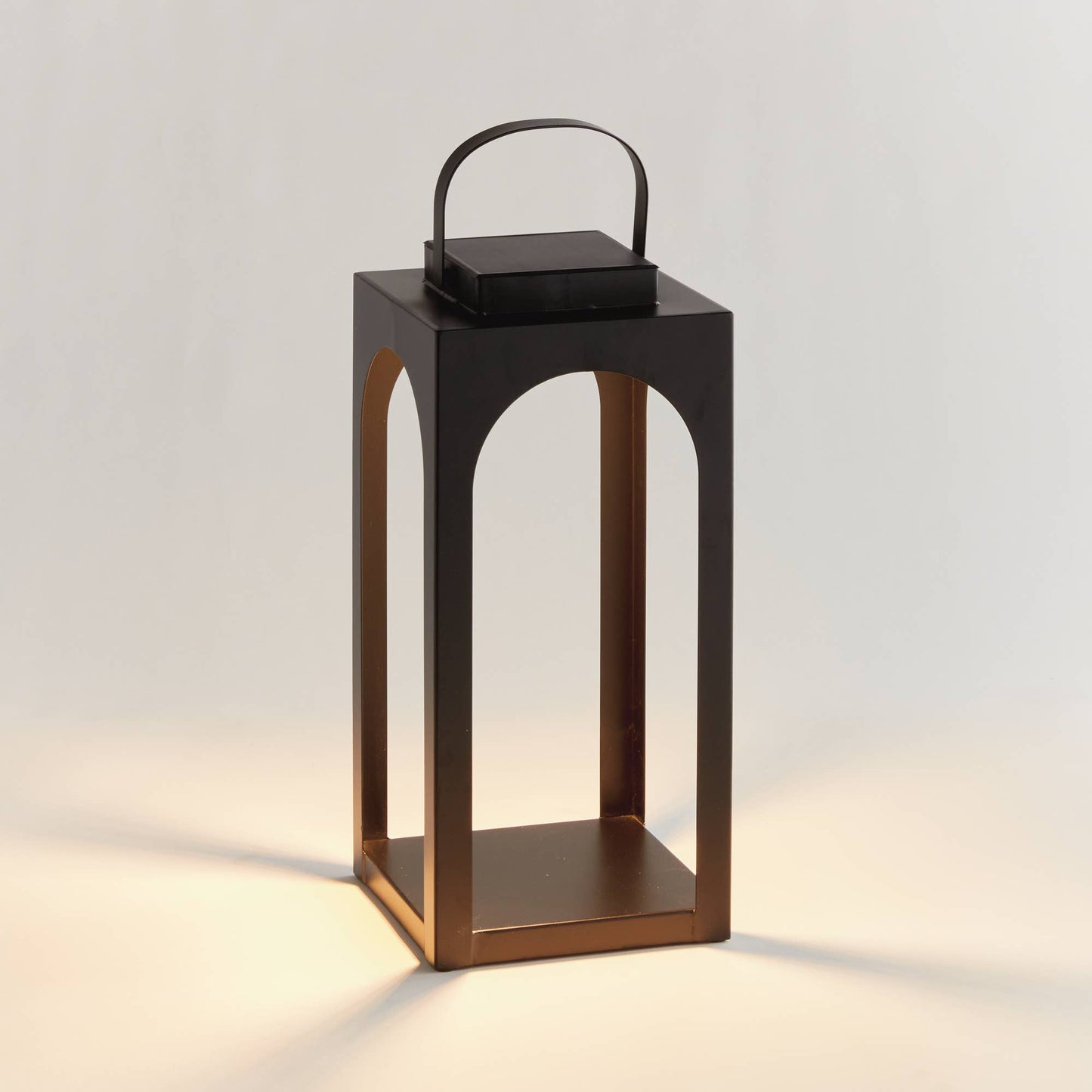 Brooks Cordless Solar Lantern 18", Black