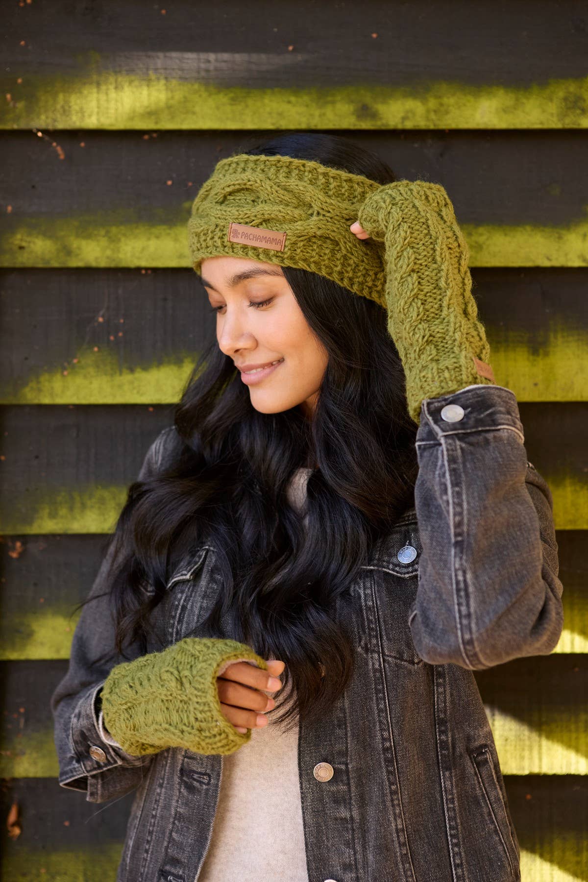 Chamonix - Cable Knit Fleece Lined Wool Fingerless Gloves