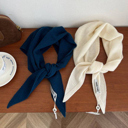 100% Merino Wool Triangle Scarf Wrap_CWOV00280