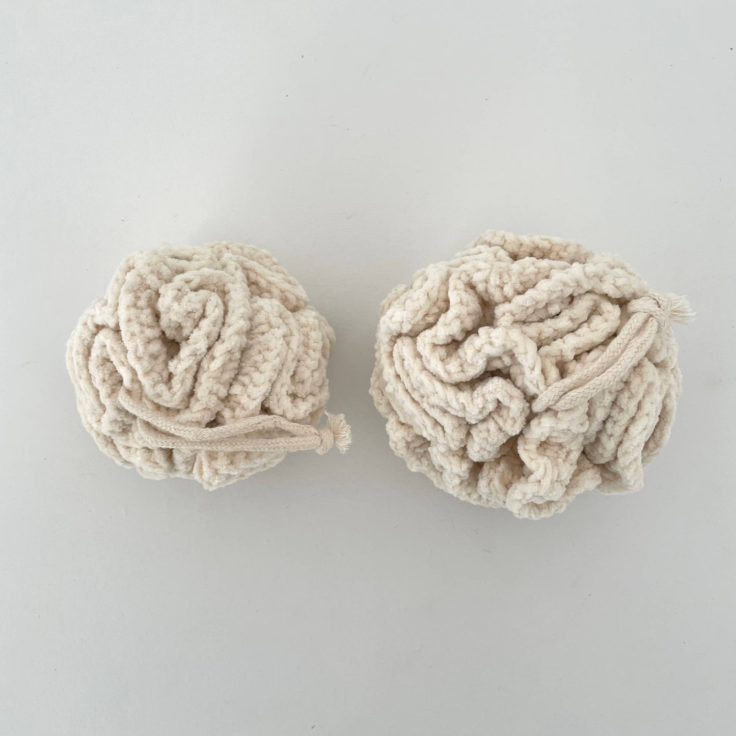 Natural soft thick cotton bath loofah sponge poufs 