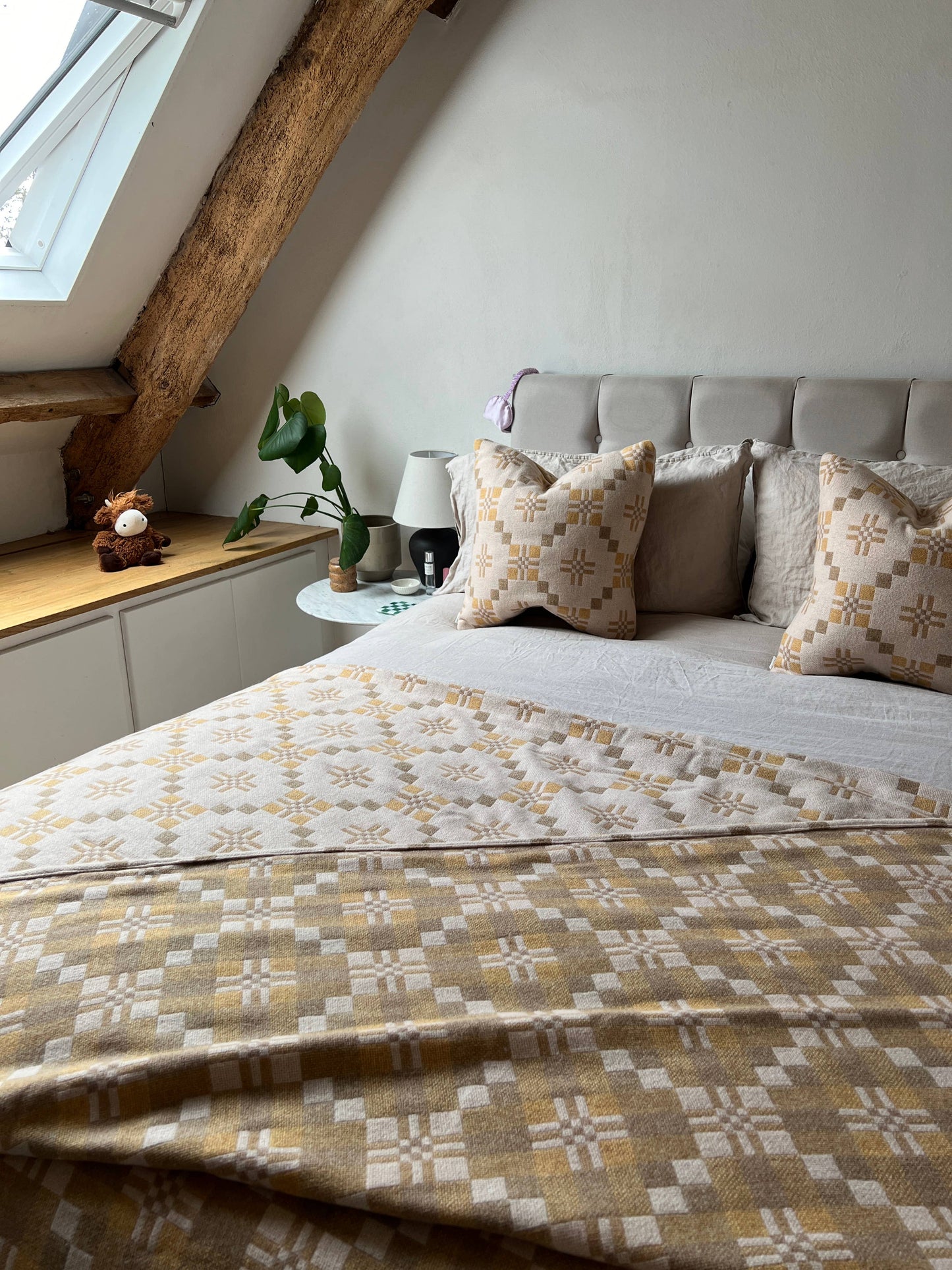 Melin Tregwynt St Davids Cross Blanket