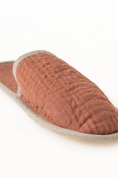 Natural Piping Linen Slippers – Relaxed Comfort