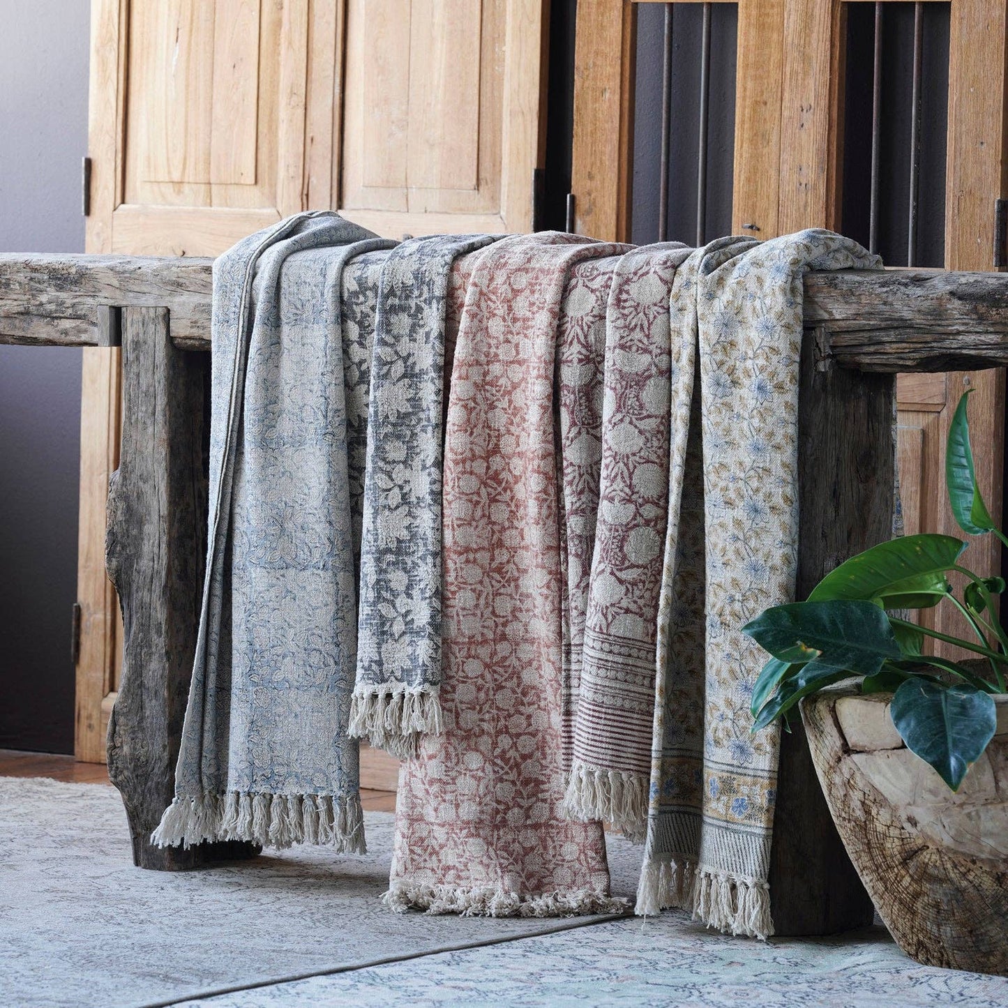 Handloom Cotton Throw - Multicolor Block Print