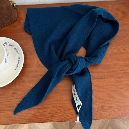100% Merino Wool Triangle Scarf Wrap_CWOV00280