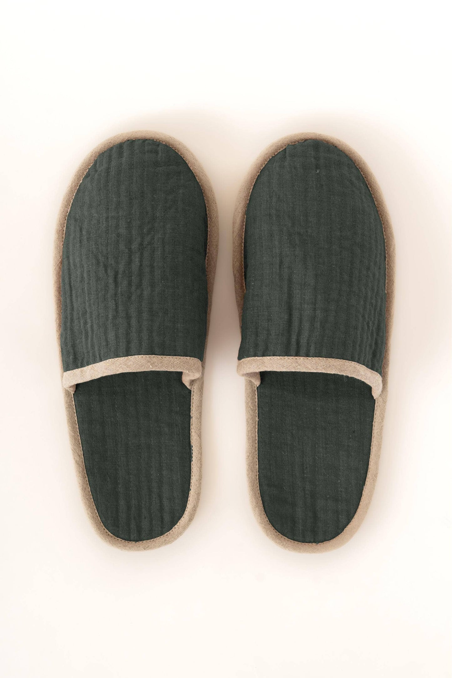 Natural Piping Linen Slippers – Relaxed Comfort