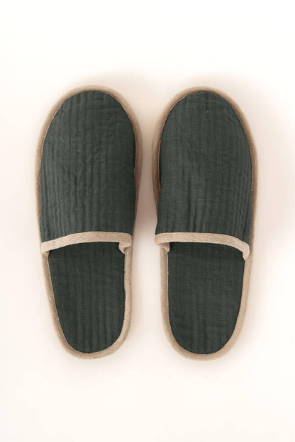 Natural Piping Linen Slippers – Relaxed Comfort